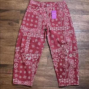 Red Bandana Print Barrel  pants size Large